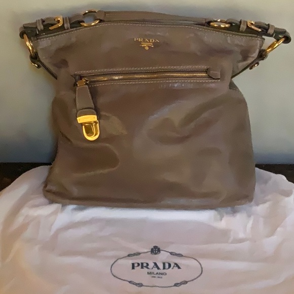 Host Pic✨🤎Prada Vitello Shine Leather Hobo Taupe - Picture 13 of 16